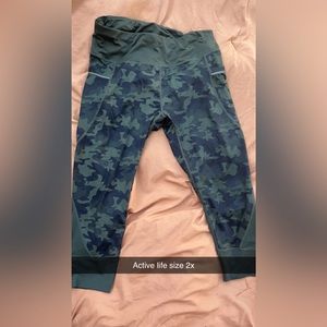 Camo leggings